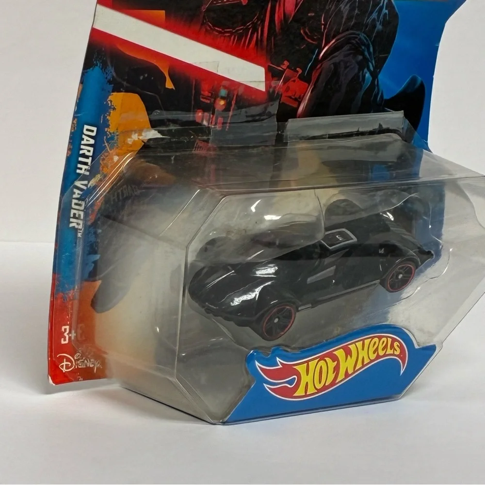 Hot Wheels Star Wars Car Darth Vader Die Cast Black Disney Damaged Box NEW